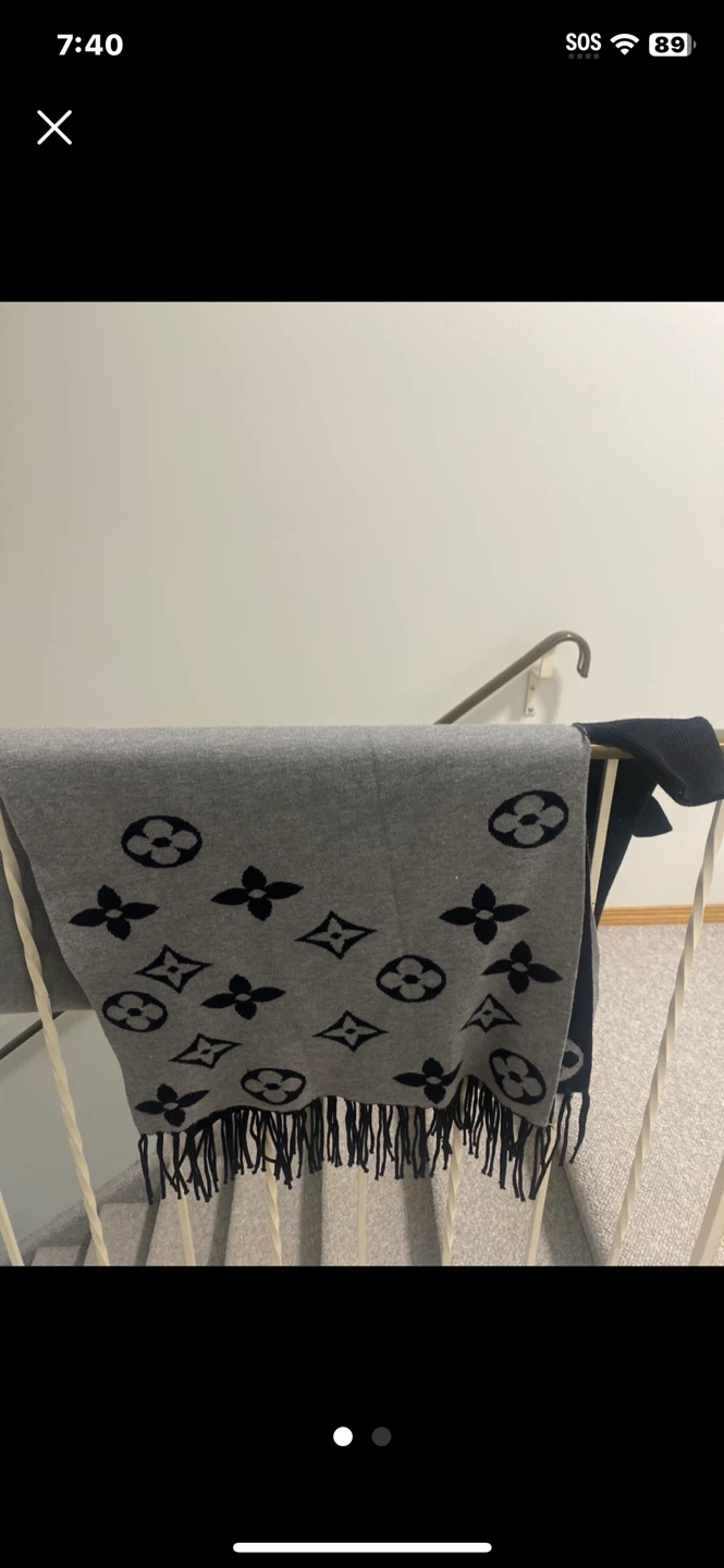 Grey Scarf