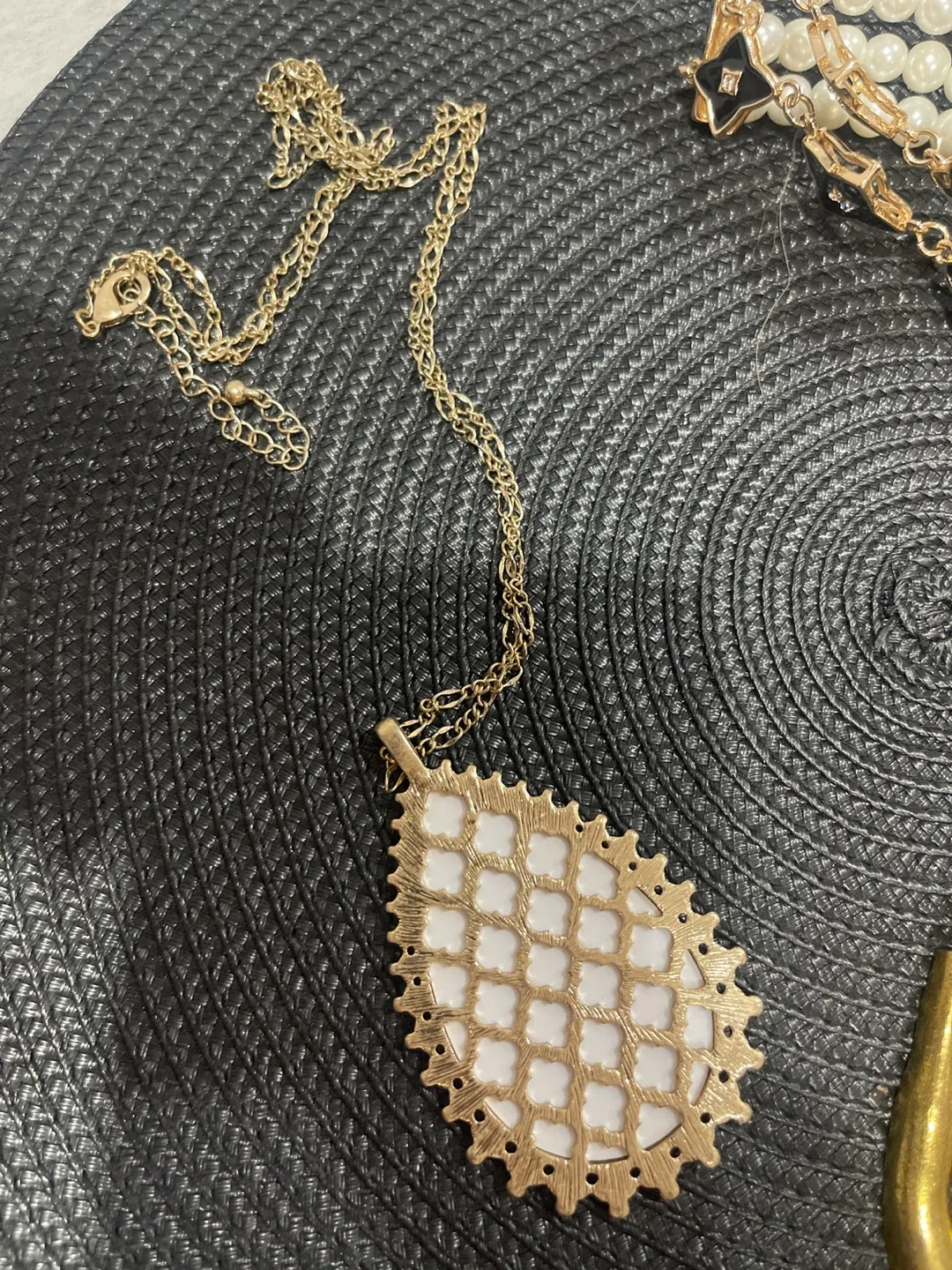 Assorted Necklaces and Bracelet image indicator(5)