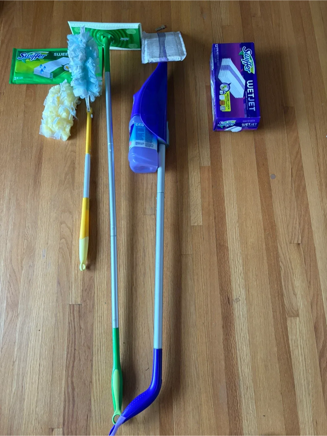 Swiffer Cleaning Supplies Bundle image indicator(2)