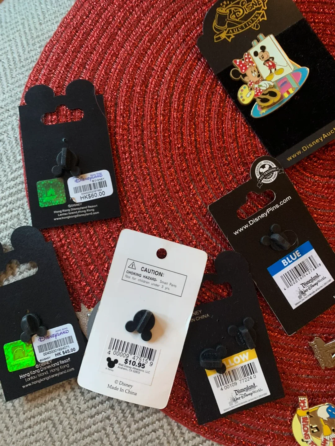 Disney Collectible Pins - Mickey Mouse & More! image indicator(4)