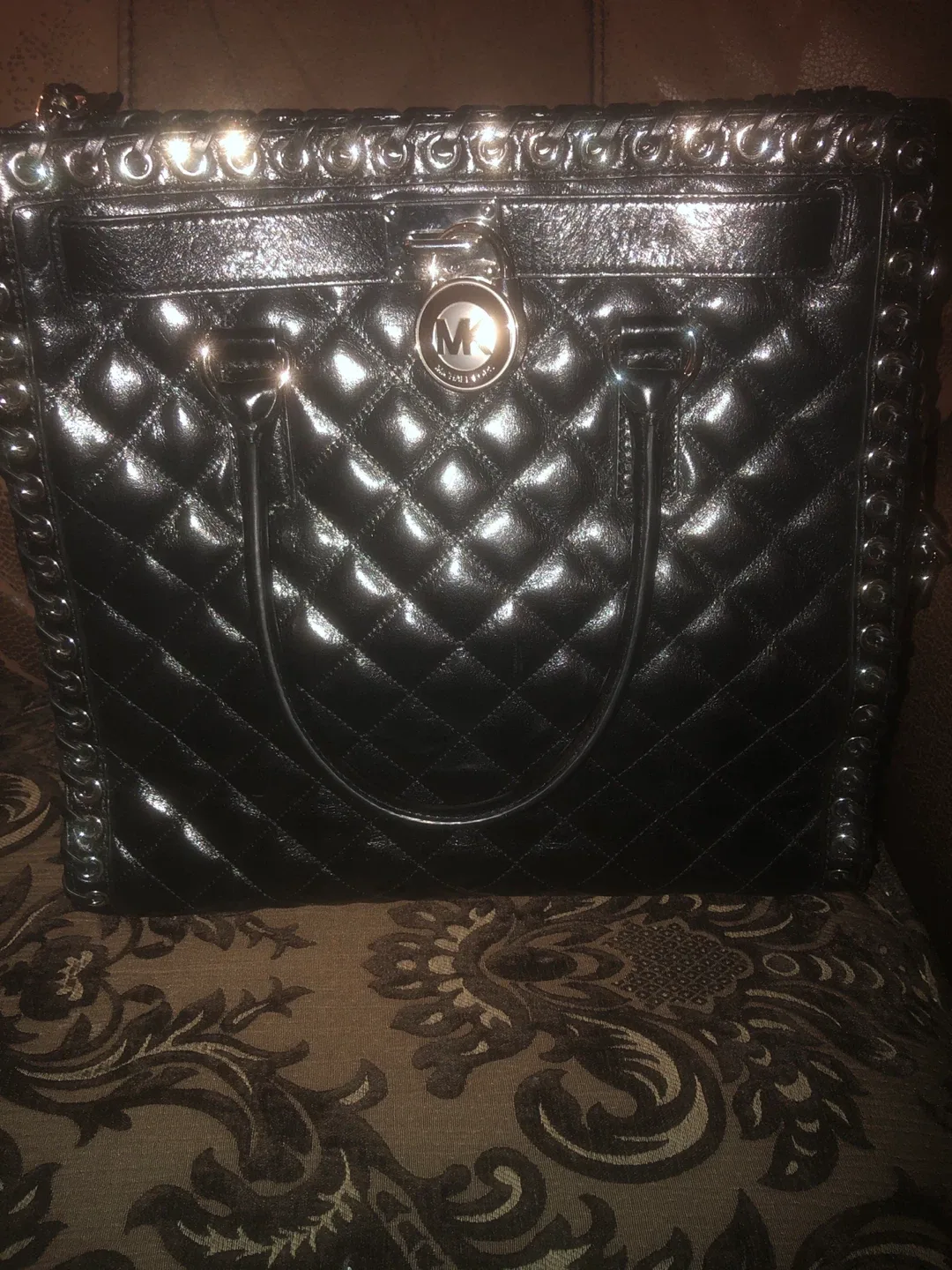 Michael Kors Black Quilted Tote Bag image indicator(4)