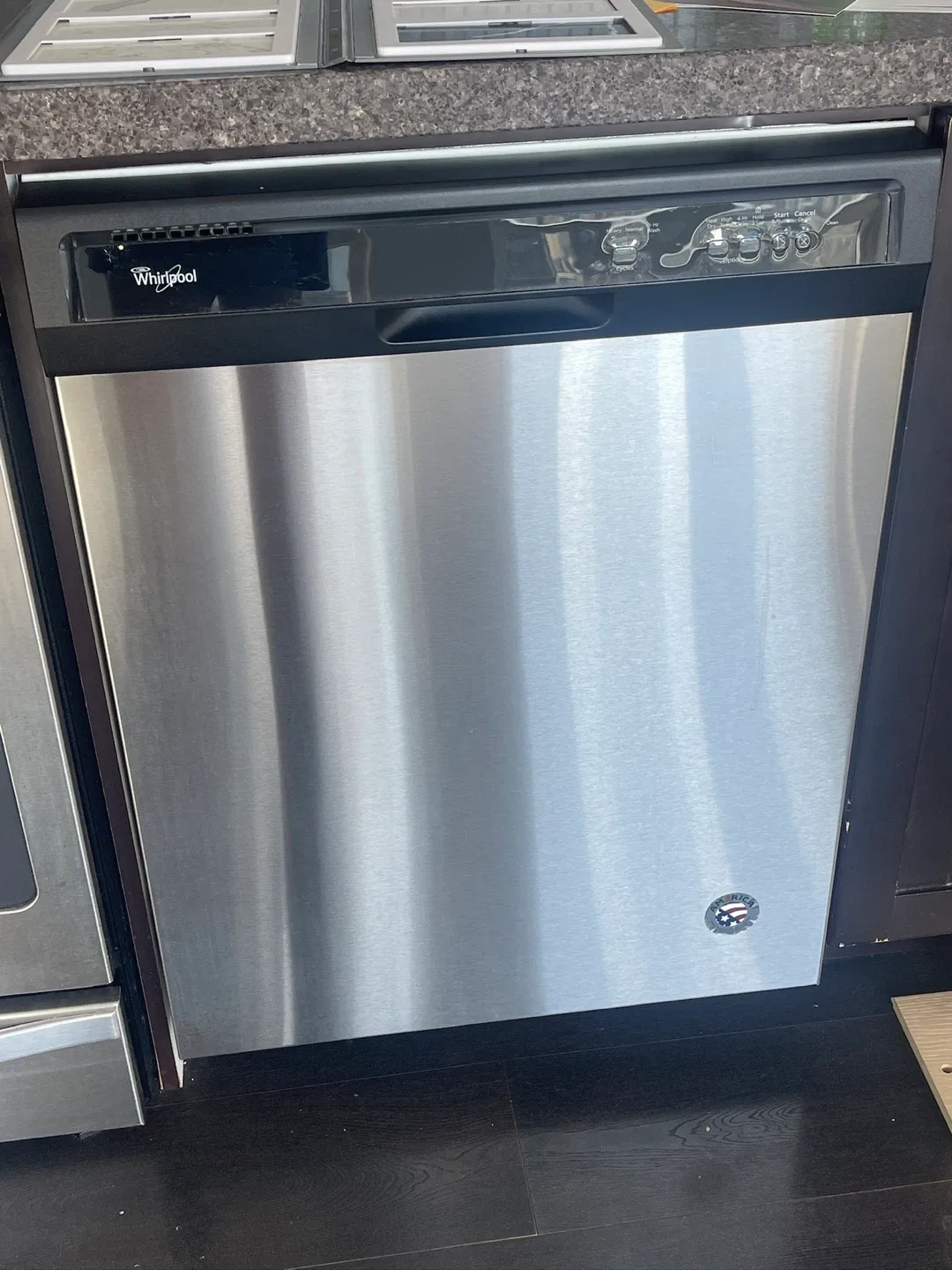 Whirlpool Dishwasher 24”