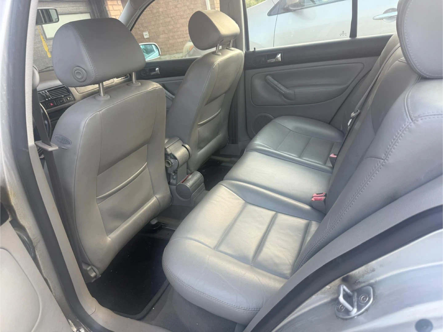 2001 Volkswagen Jetta 1.8T Sedan - photo 3