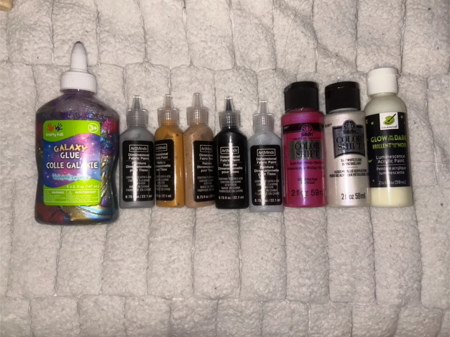 Crafty Kids Galaxy Glue & ArtMinds Fabric Paint Set thumbnail