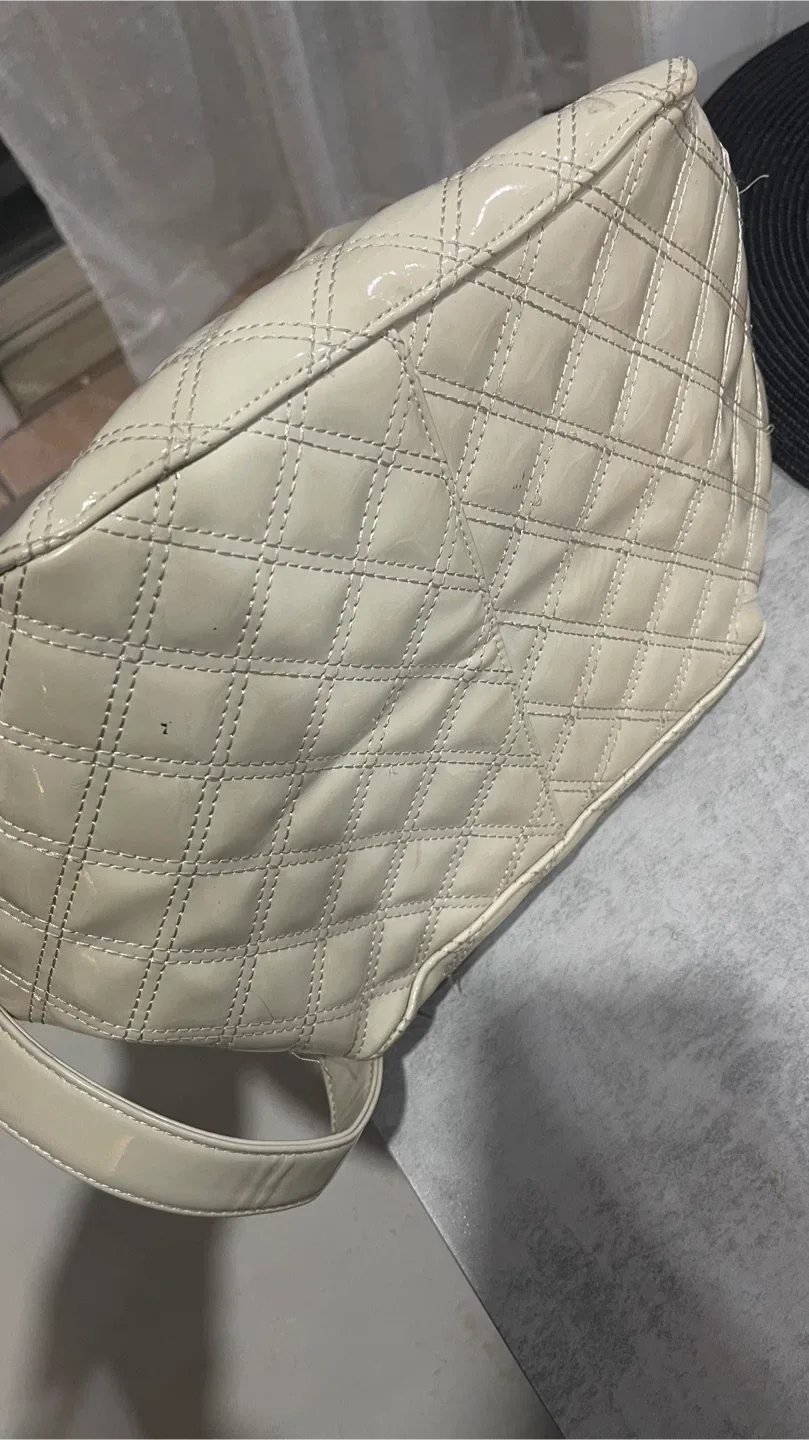 Redberry Quilted Tote Bag - Cream Colour image indicator(2)