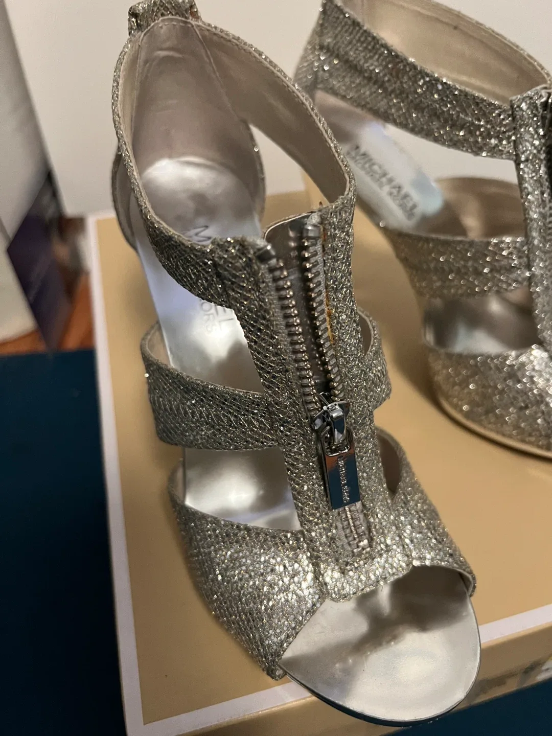 Michael Kors Glitter Heels, size image indicator(5)