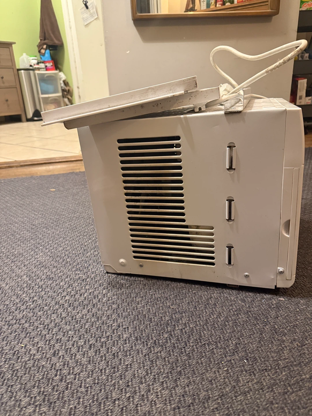 GE Window Air Conditioner - photo 4