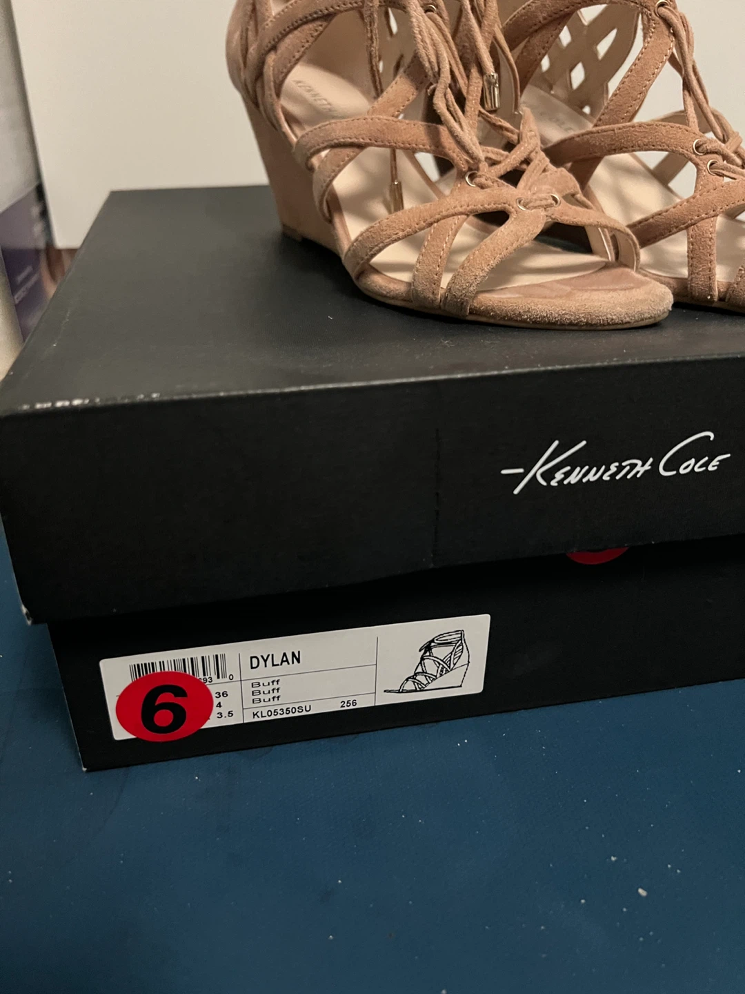 Kenneth Cole Dylan Sandals - photo 4