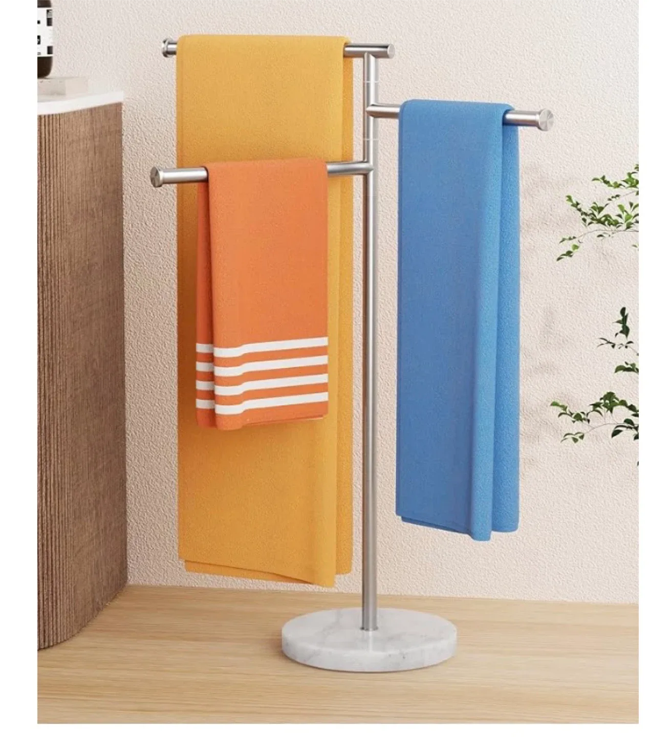 Freestanding Towel Rack with Marble Base image indicator(2)