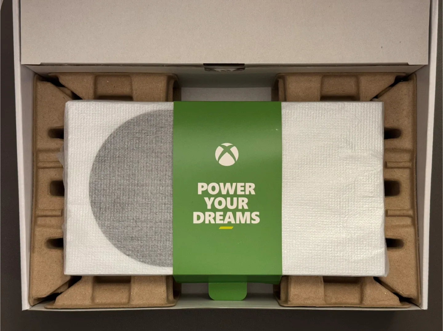 New Xbox Series S Console + 2 Controllers image indicator(5)