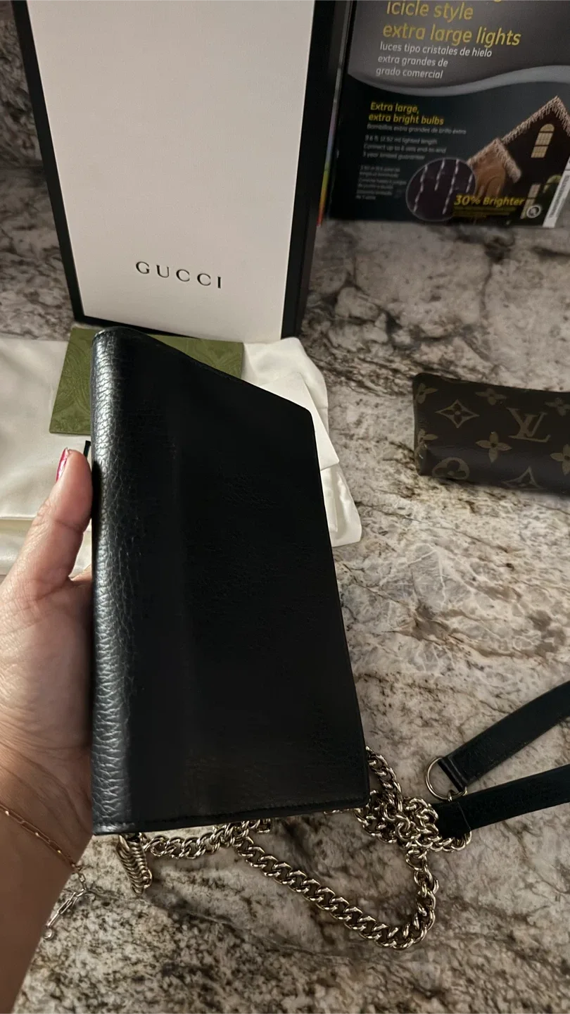 Authentic Gucci Wallet on Chain Black check more pictures image indicator(9)