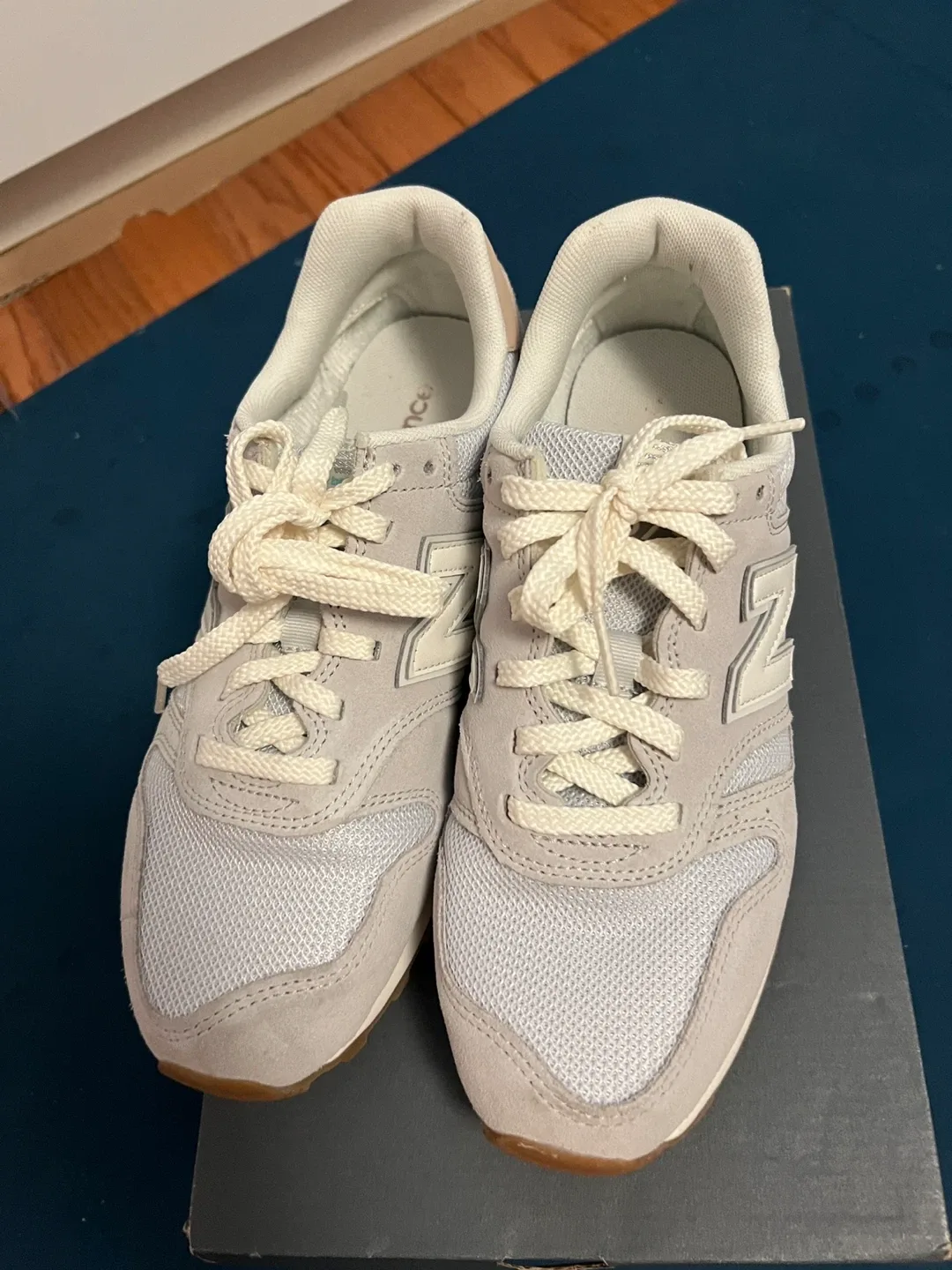 New Balance WL373SU2 Grey Sneakers - Women's US 8 image indicator(2)