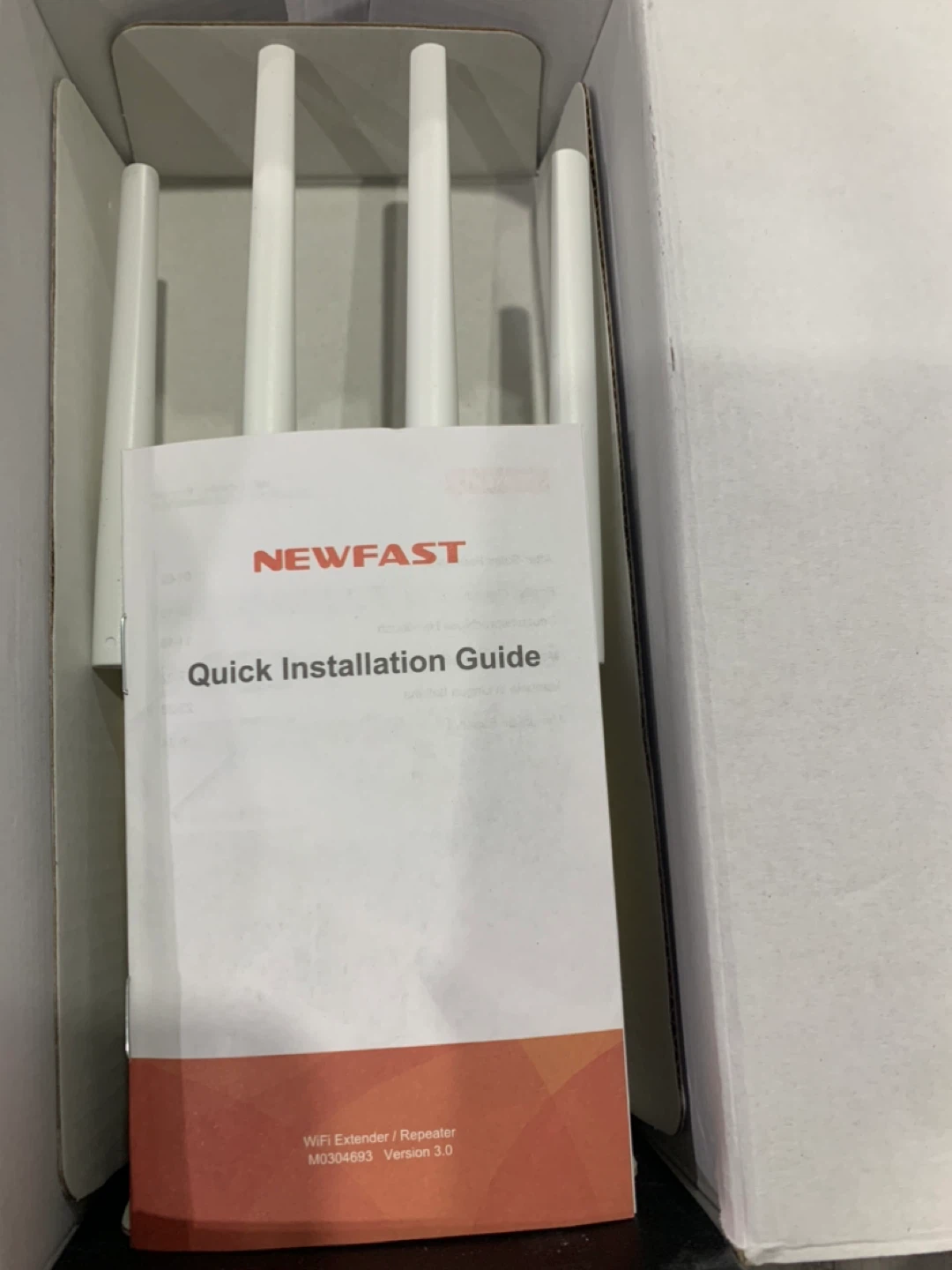 NEWFAST WiFi Extender/Repeater - Like New! - photo 5