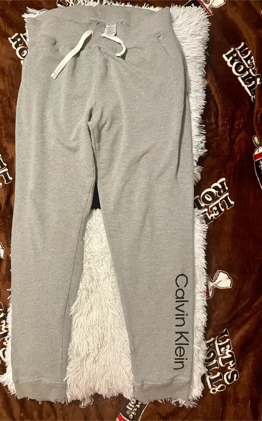 Calvin Klein Grey Sweatpants - Size M image indicator(3)