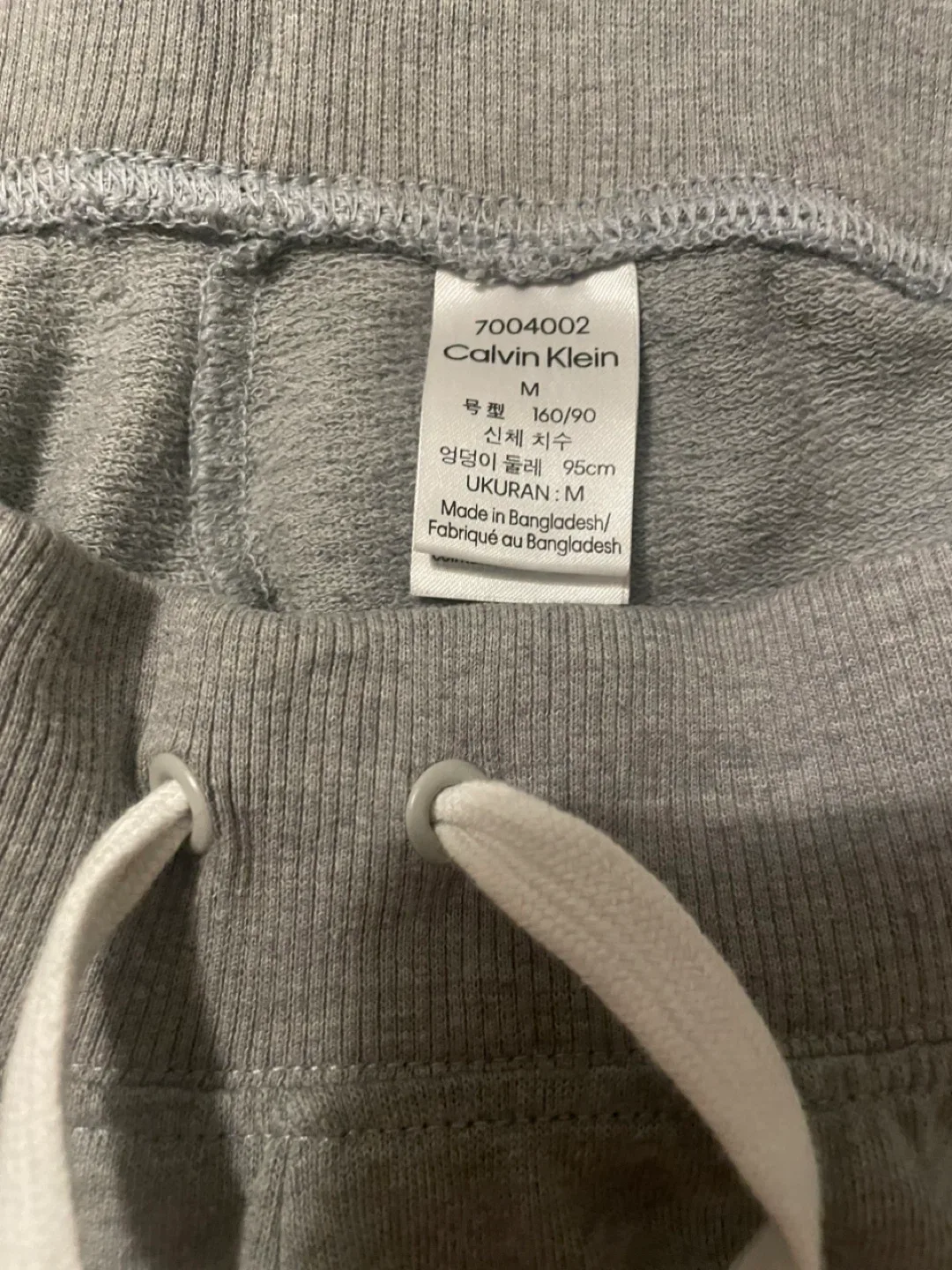 Calvin Klein Grey Sweatpants - Size M image indicator(4)