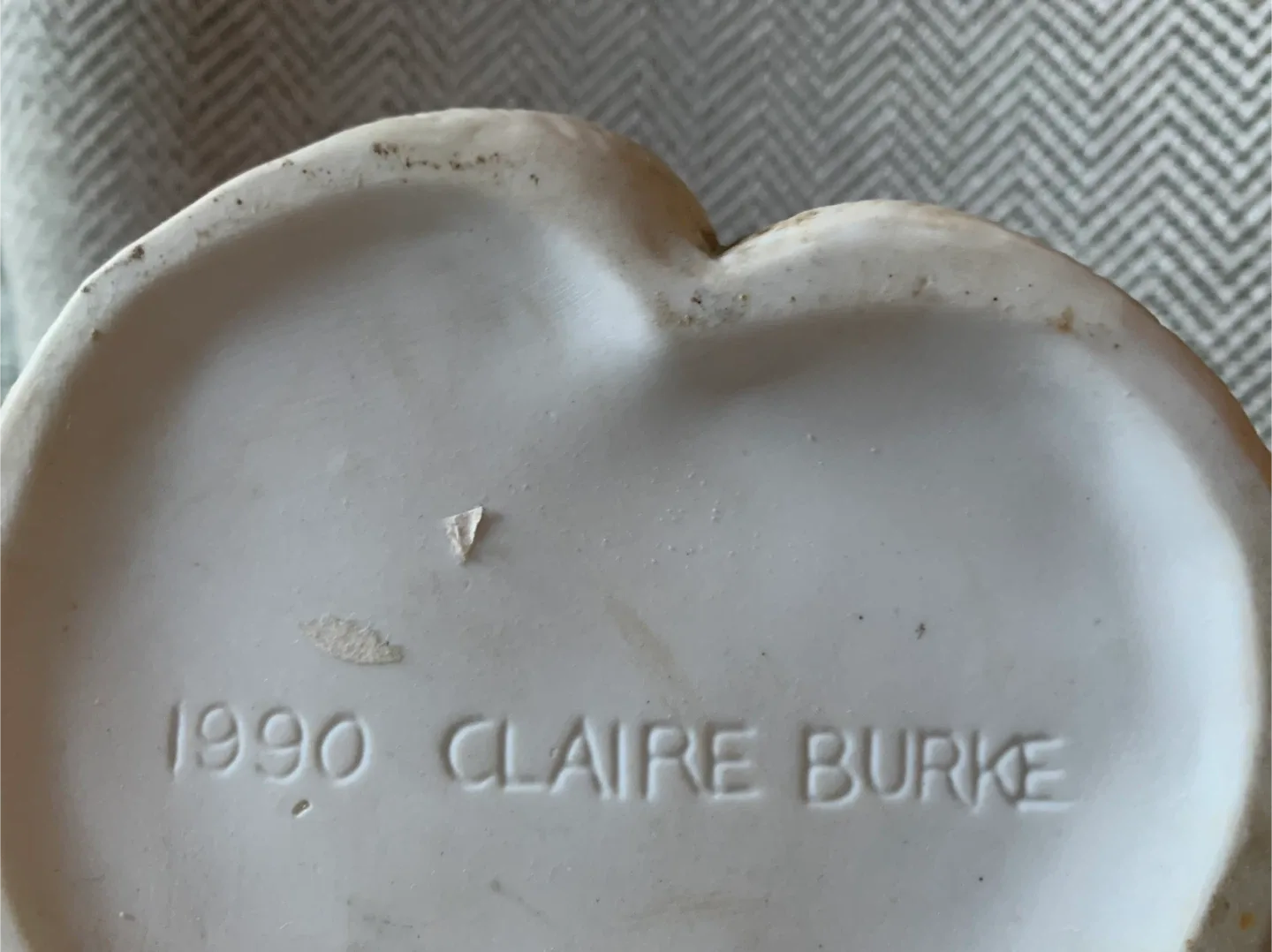 Claire Burke 1990 Santa Planter image indicator(5)