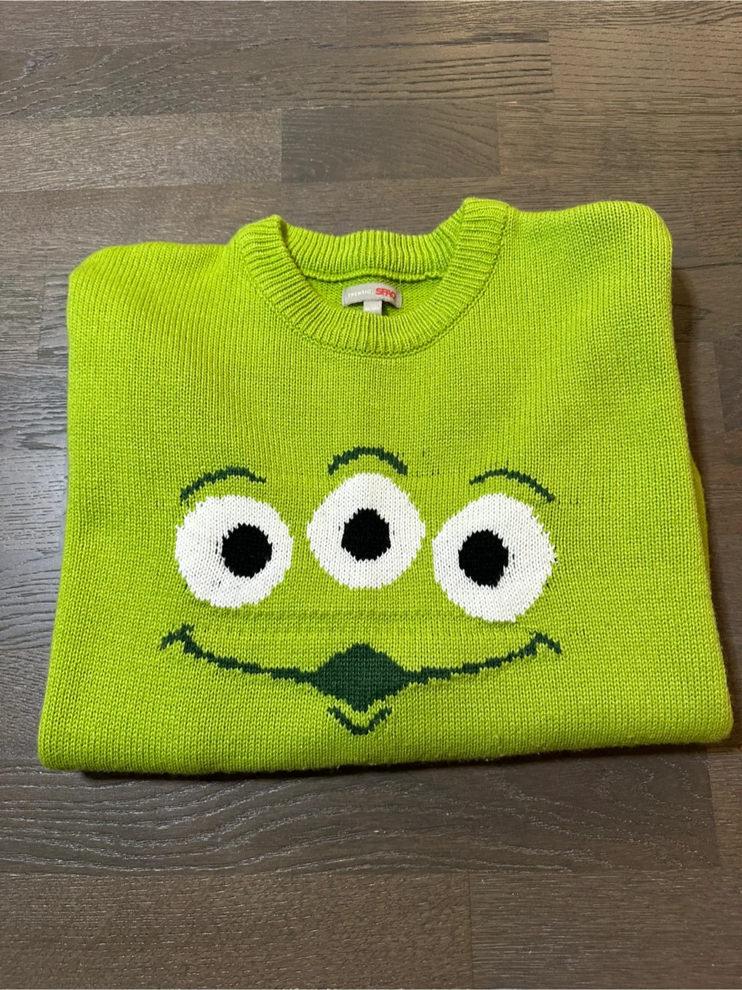 Toy Story Green Alien Sweater - Size M (Made in Korea) - photo 2