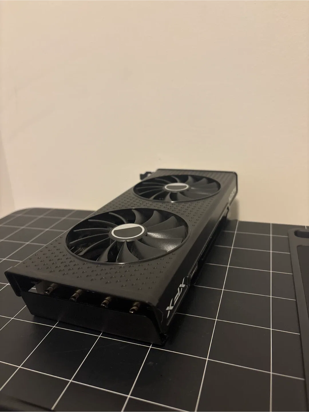XFX AMD Radeon RX 7700XT Graphics Card image indicator(4)