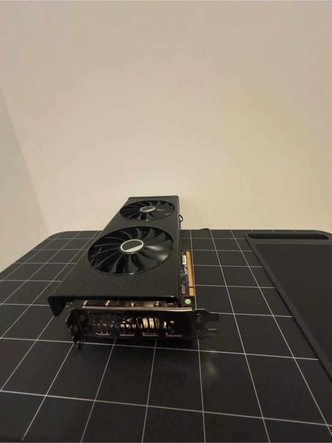 XFX AMD Radeon RX 7700XT Graphics Card image indicator(3)