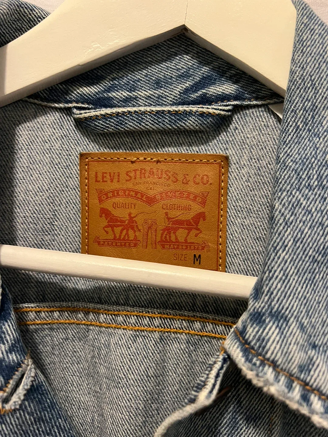 Levi's Denim Trucker Jacket - Size M image indicator(3)