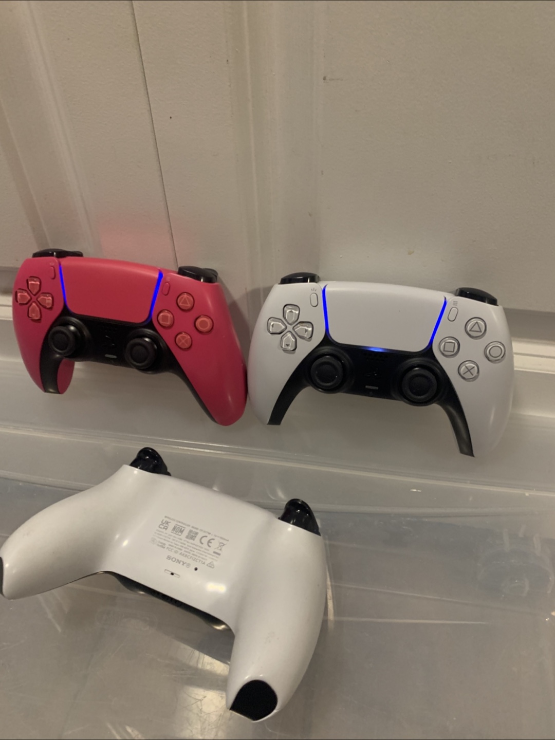 Sony PS5 Dualsense Wireless Controller - White & Pink - photo 4
