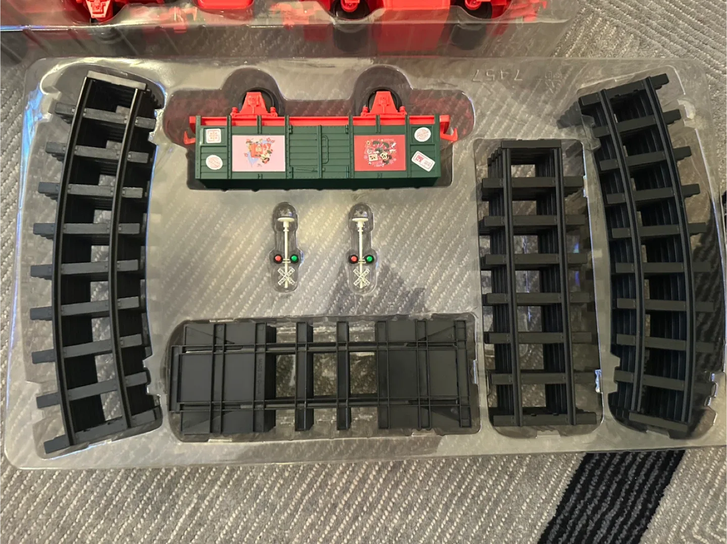 Disney Christmas Train Set - in Box image indicator(3)