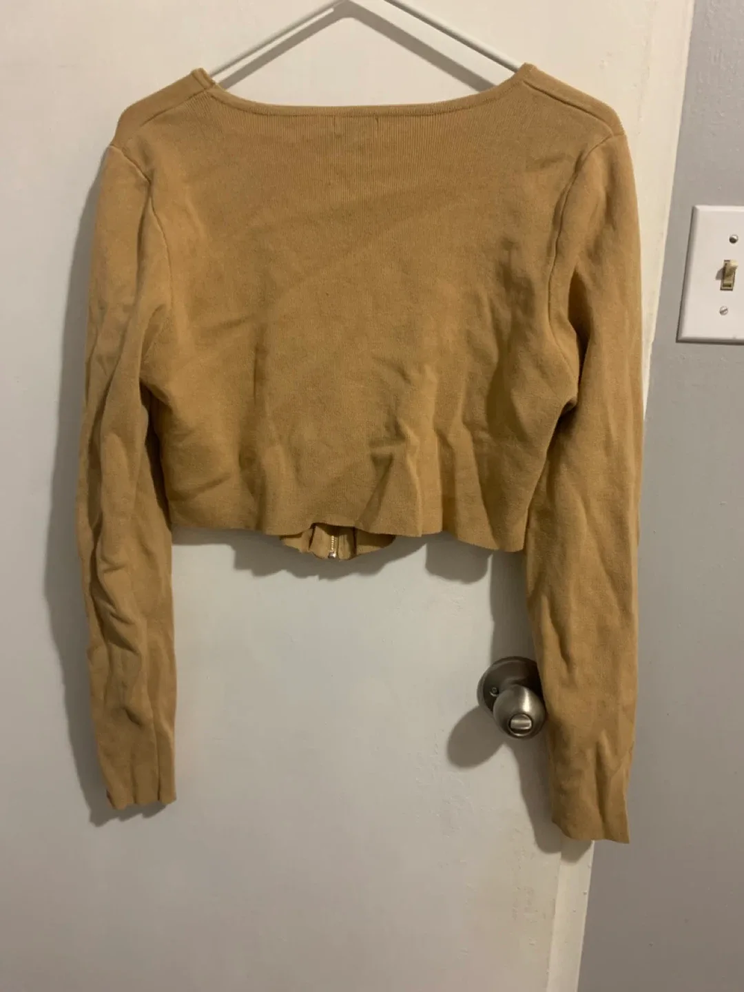 Fashion Nova Gold Zip-Up Crop Top image indicator(2)