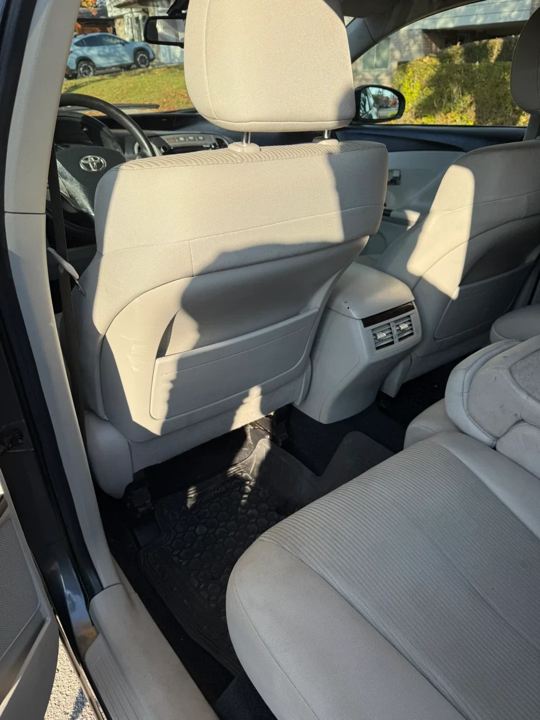 Toyota Venza SUV 2011 image indicator(10)