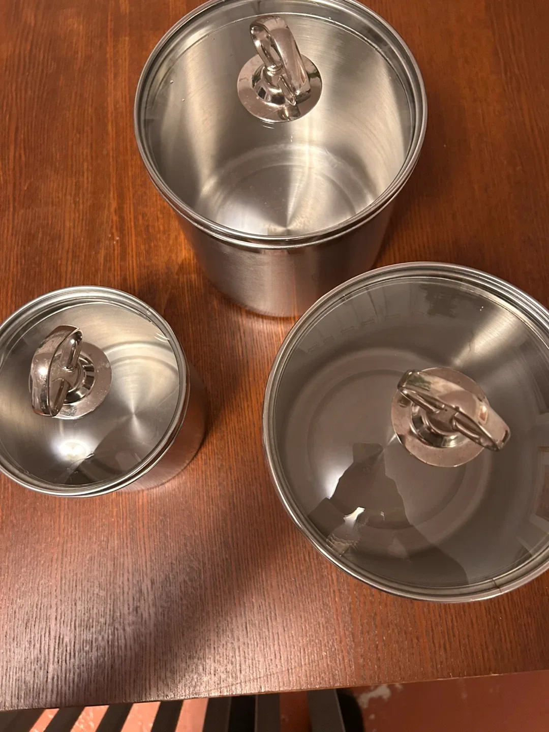 Stainless Steel Pots with Lids - Set of 3 image indicator(2)