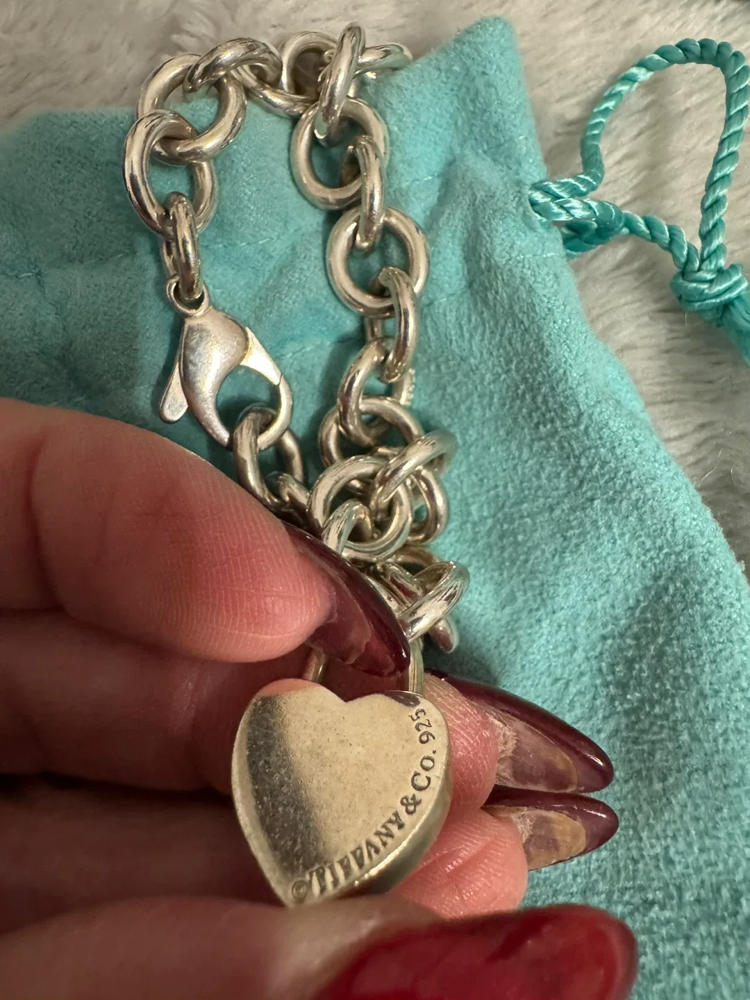 Return to Tiffany Heart Tag Bracelet image indicator(3)