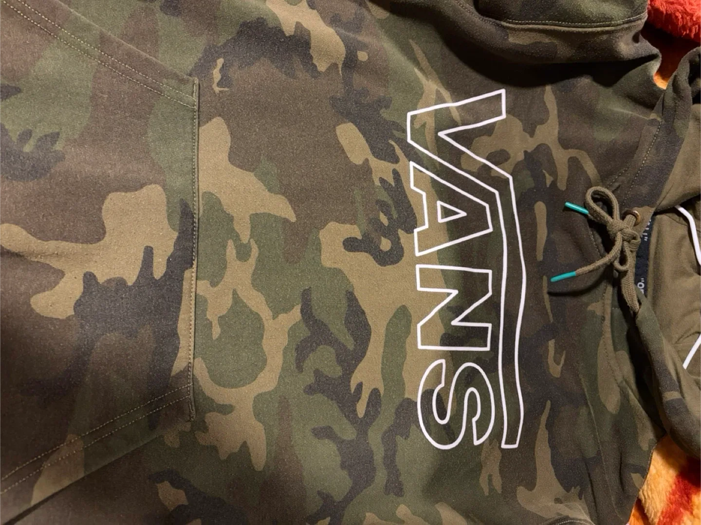 Vans Camo Hoodie - Size Medium image indicator(4)