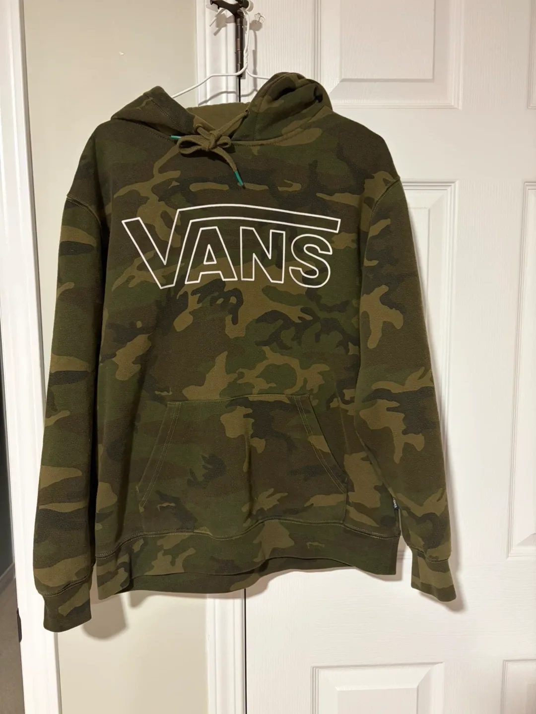 Vans Camo Hoodie - Size Medium