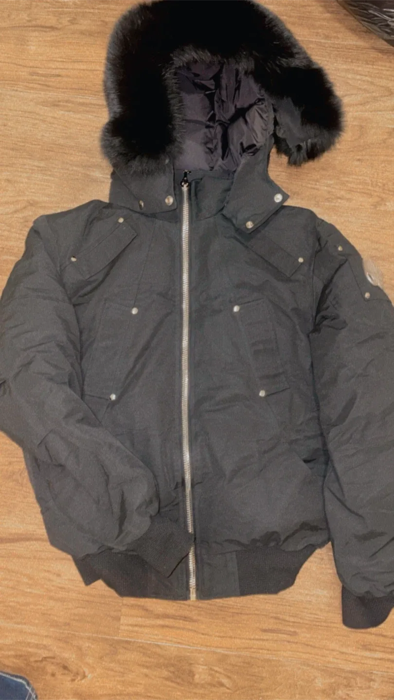 Moose Knuckles Black Bomber Jacket image indicator(3)