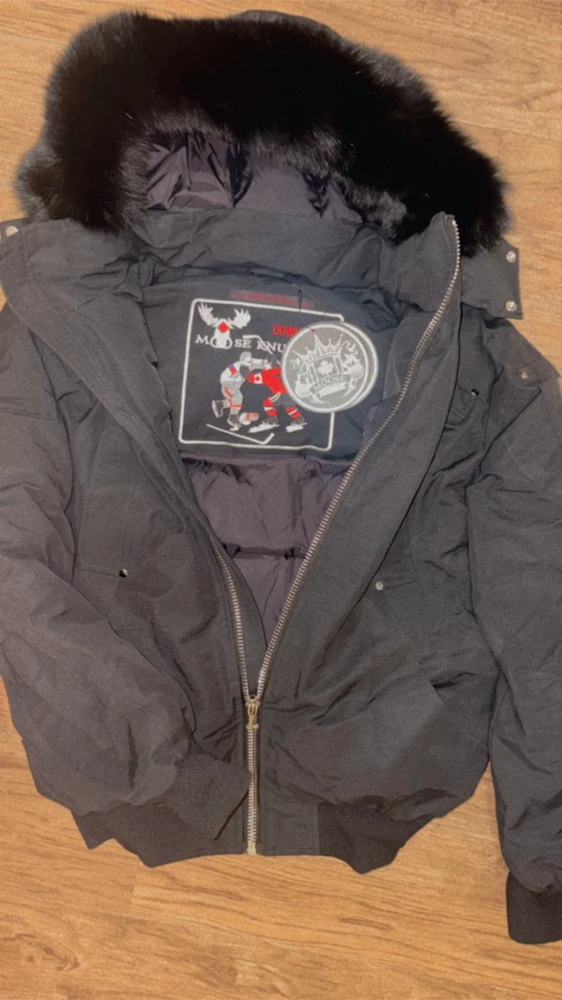 Moose Knuckles Black Bomber Jacket image indicator(2)