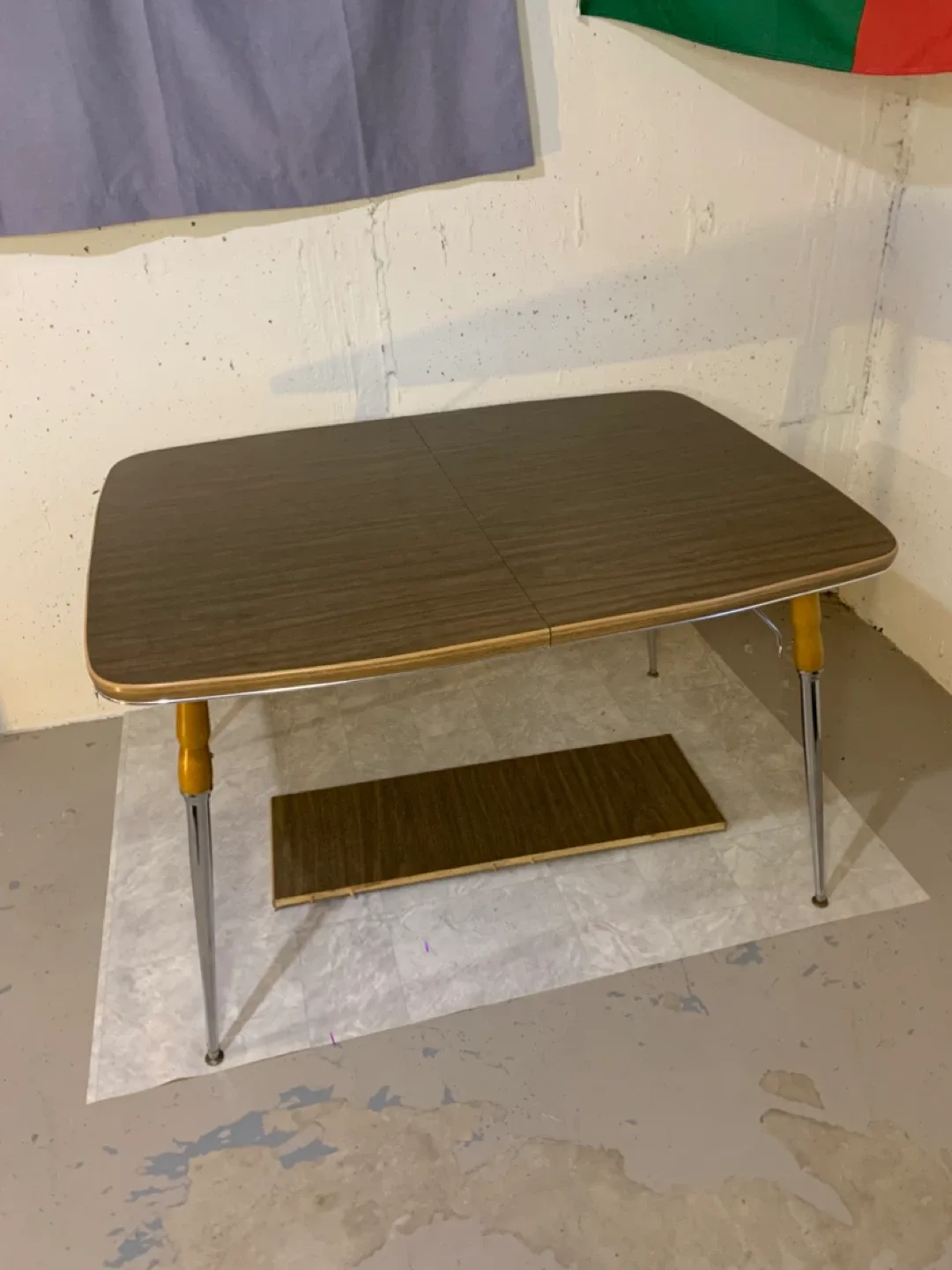 Vintage Extendable Dining Table - furniture / tables image indicator(2)