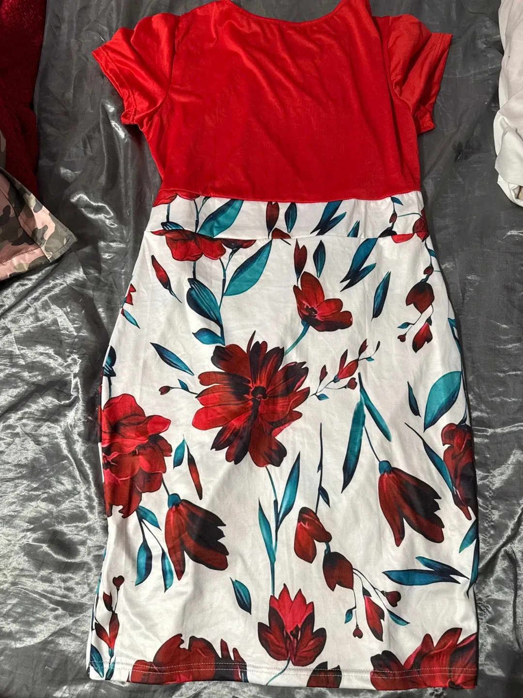 Size L Red & Floral Dress image indicator(5)