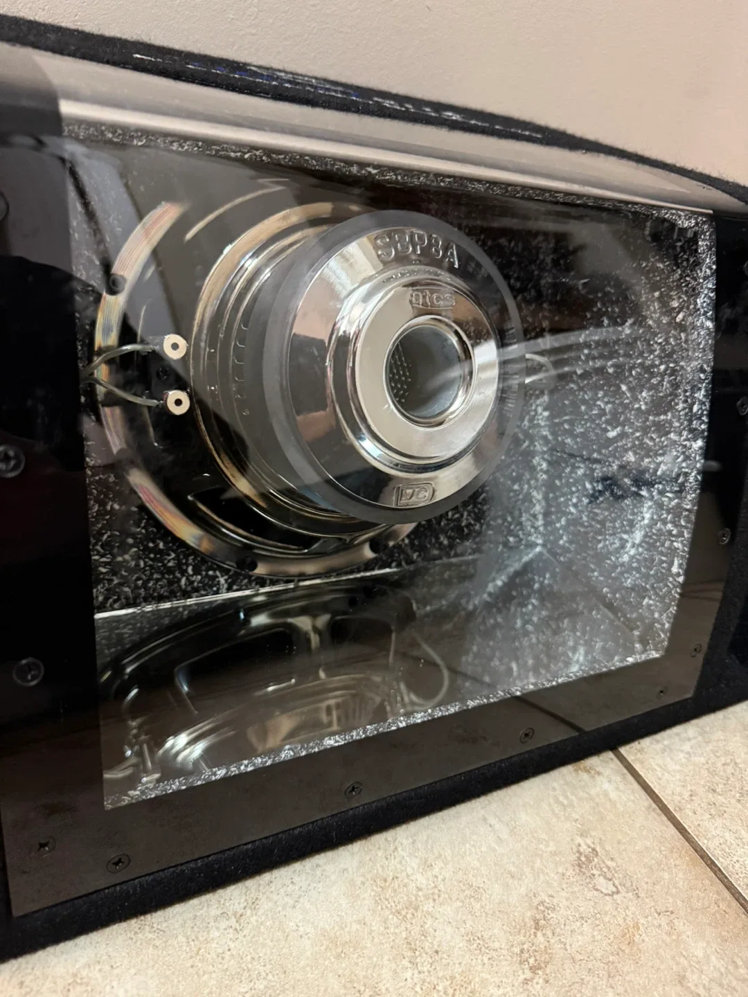 Dual SBP8A 8" Powered Bandpass Subwoofer image indicator(6)