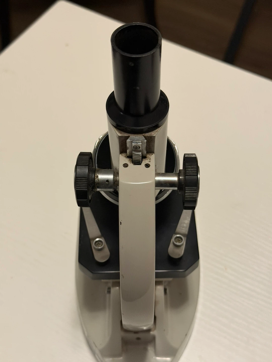 EAGLE Microscope Model 38012 - photo 3