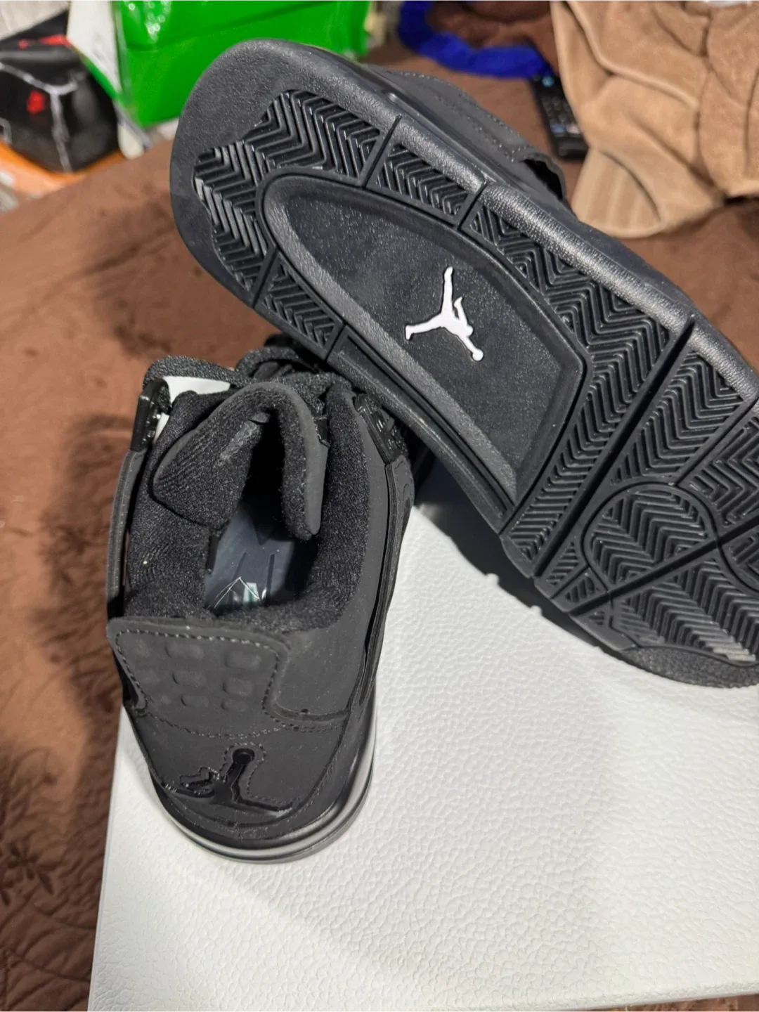 Jordan 4 Retro Black Cat Size 9.5 image indicator(2)