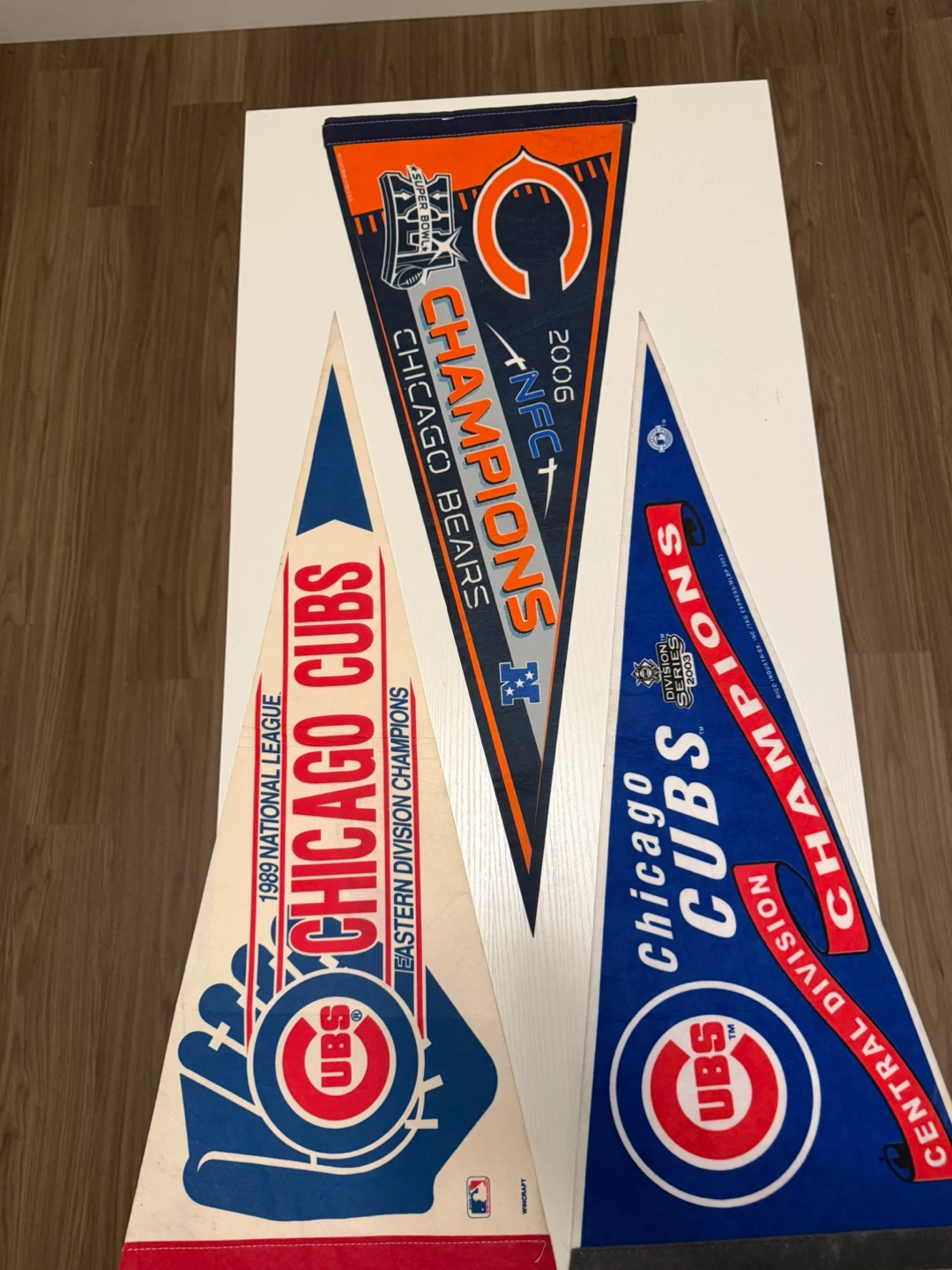 Vintage Chicago Cubs & Bears Pennants - photo 2