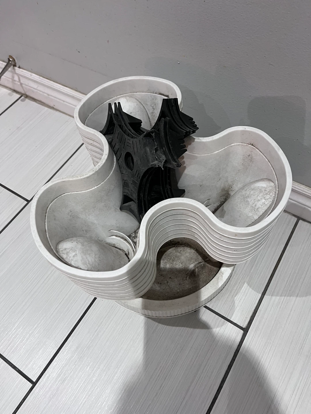 Mr. Stacky 5 Tier Stackable Vertical Garden Planter - photo 2