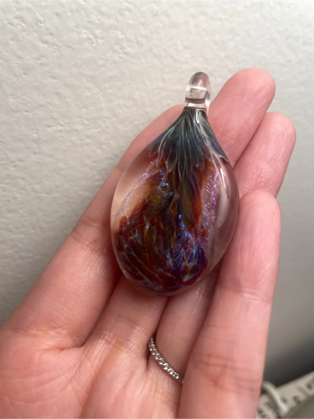 Hand Blown Glass Pendant image indicator(2)
