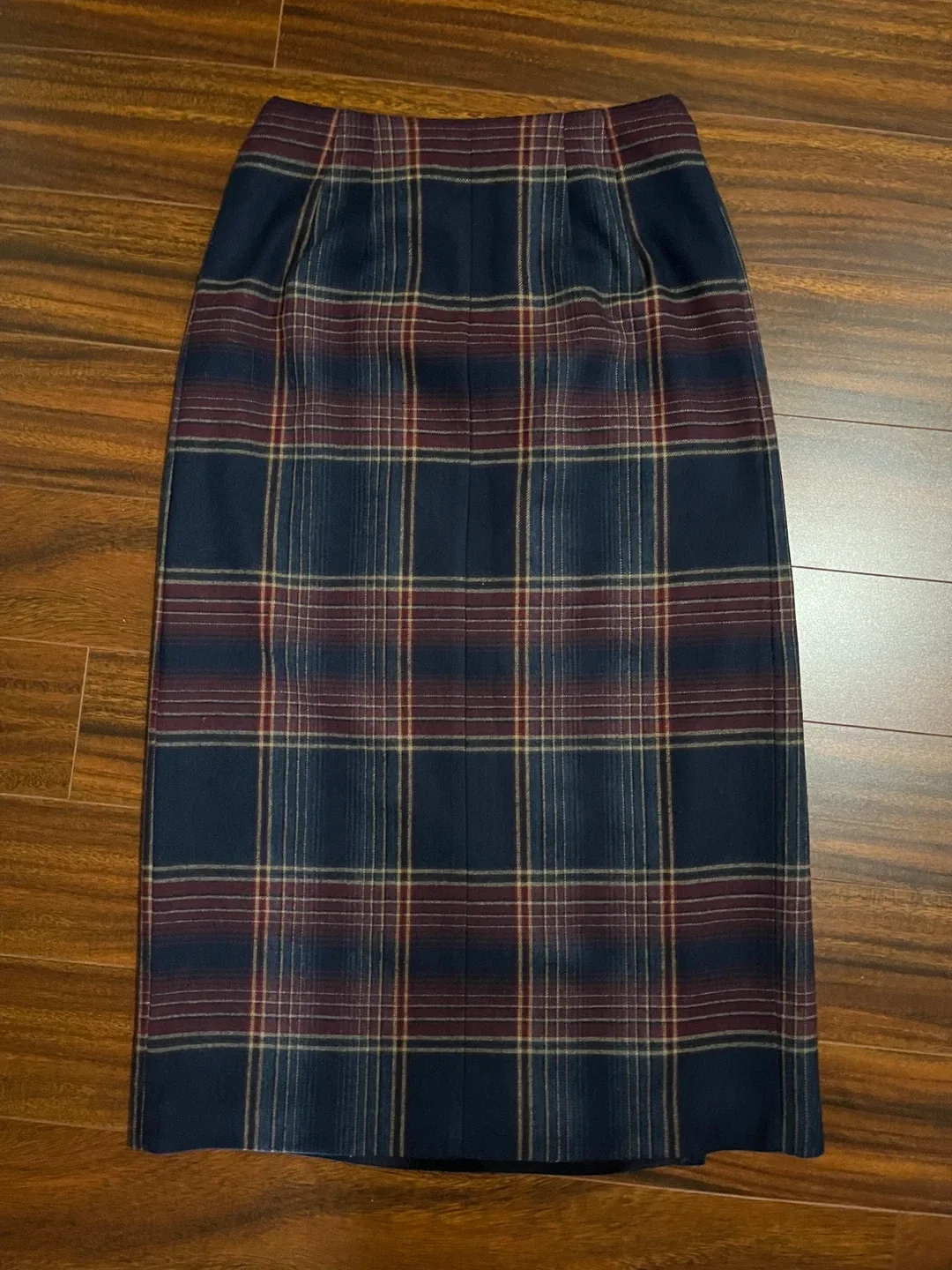 Talbots women’s 10 plaid wool lined midi skirt, navy burgundy image indicator(8)