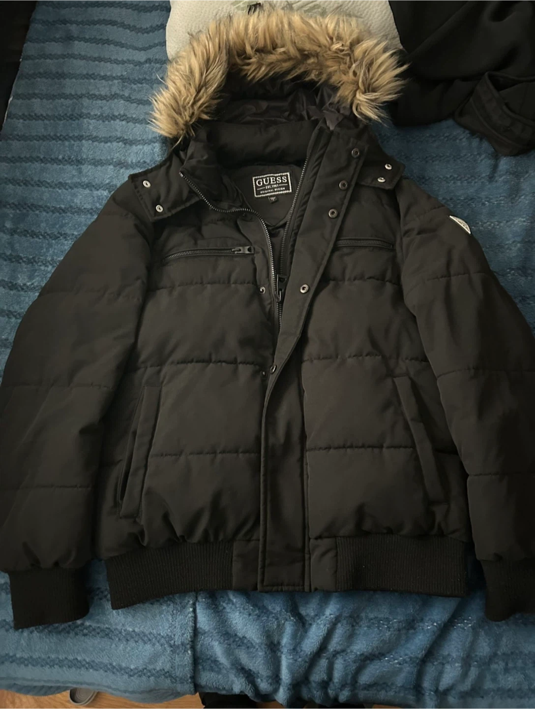 GUESS Men's Puffer Bomber Jacket - photo 3