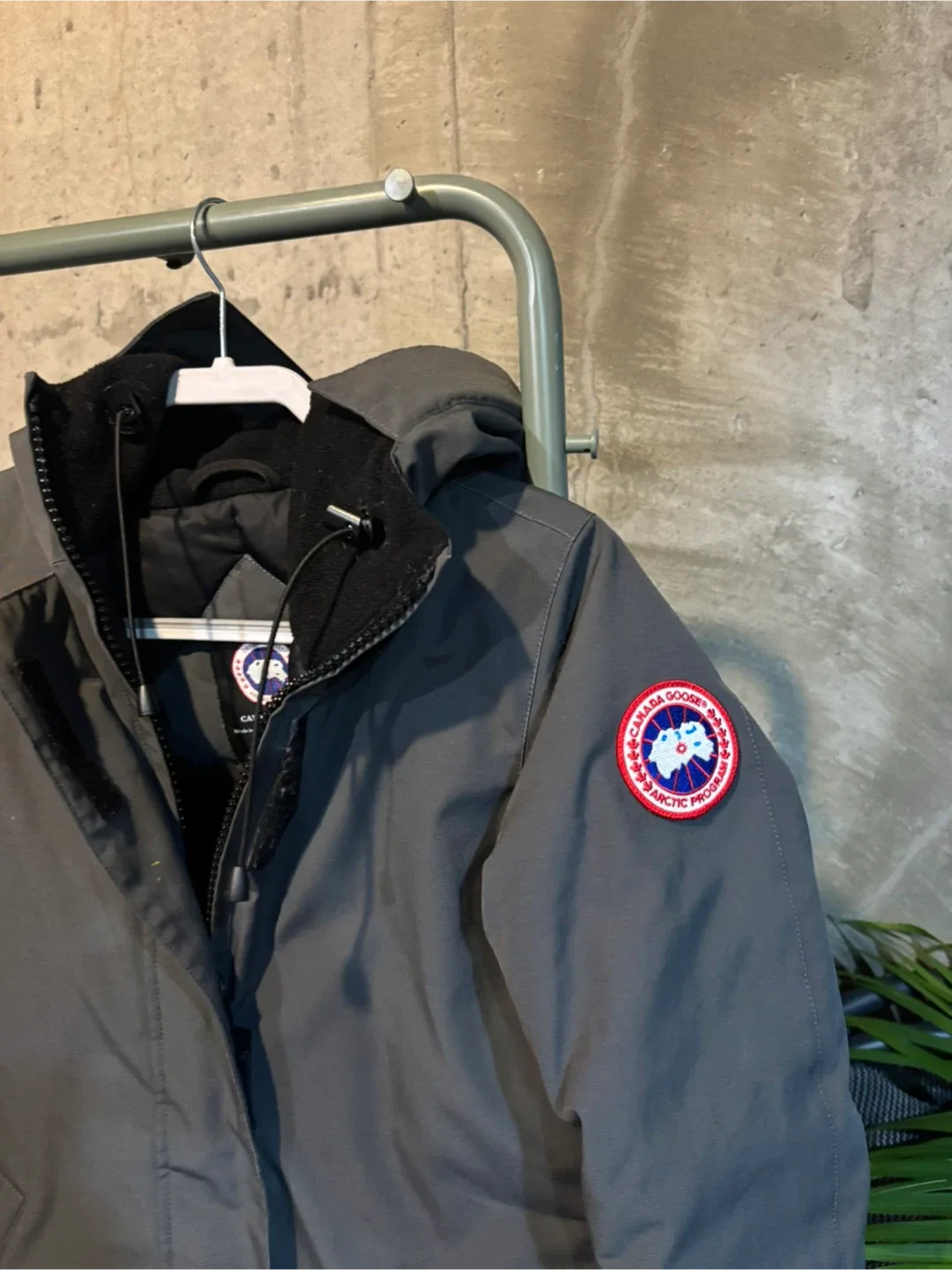 Canada Goose Parka, Grey image indicator(2)