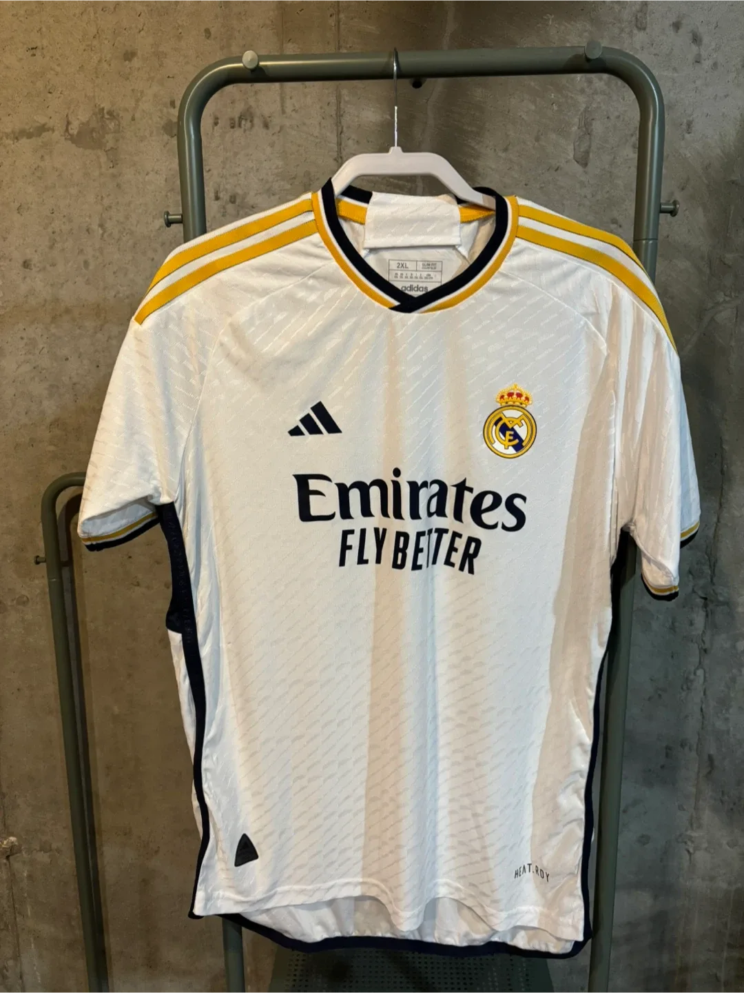 Adidas Real Madrid Bellingham #5 Jersey - Size 2XL