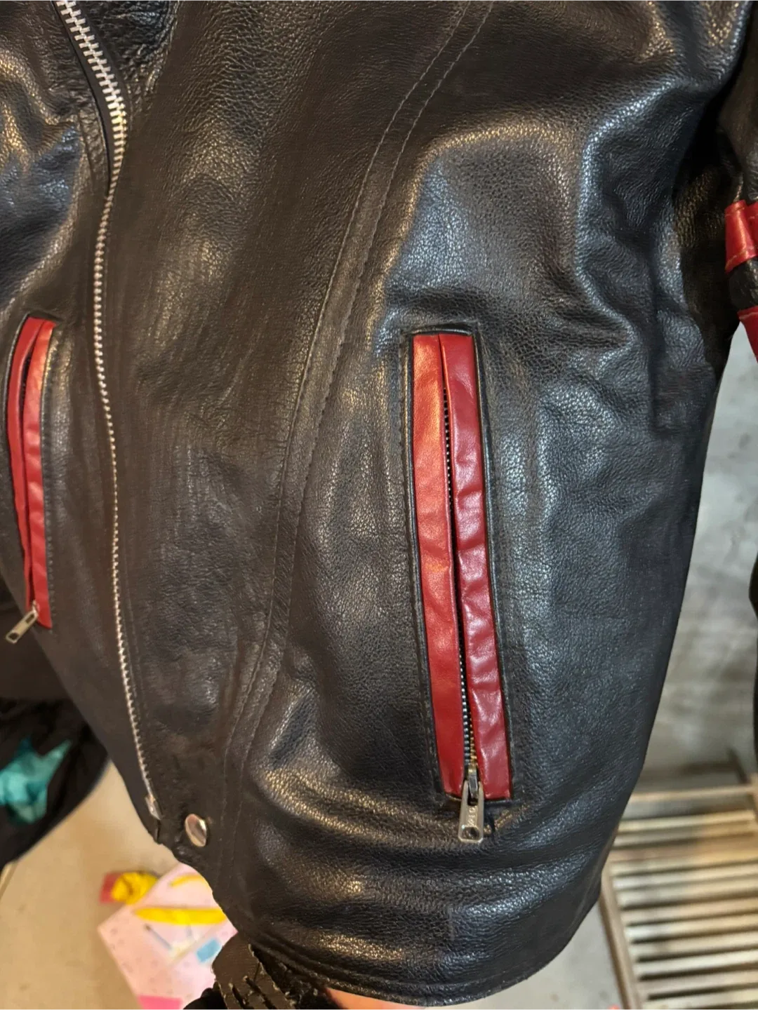 Vintage Bristol Leather Motorcycle Jacket - Black & Red image indicator(5)