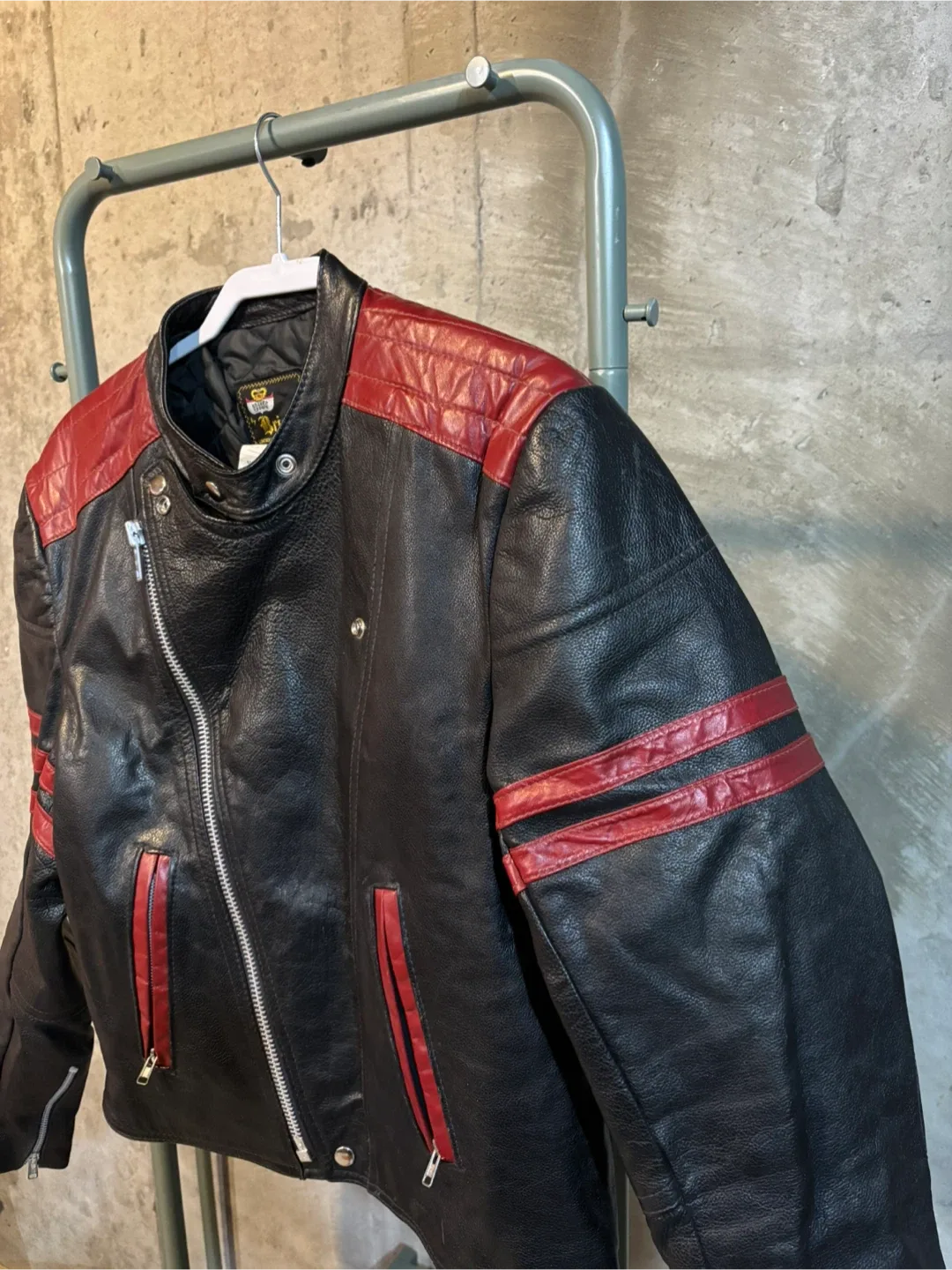 Vintage Bristol Leather Motorcycle Jacket - Black & Red image indicator(2)