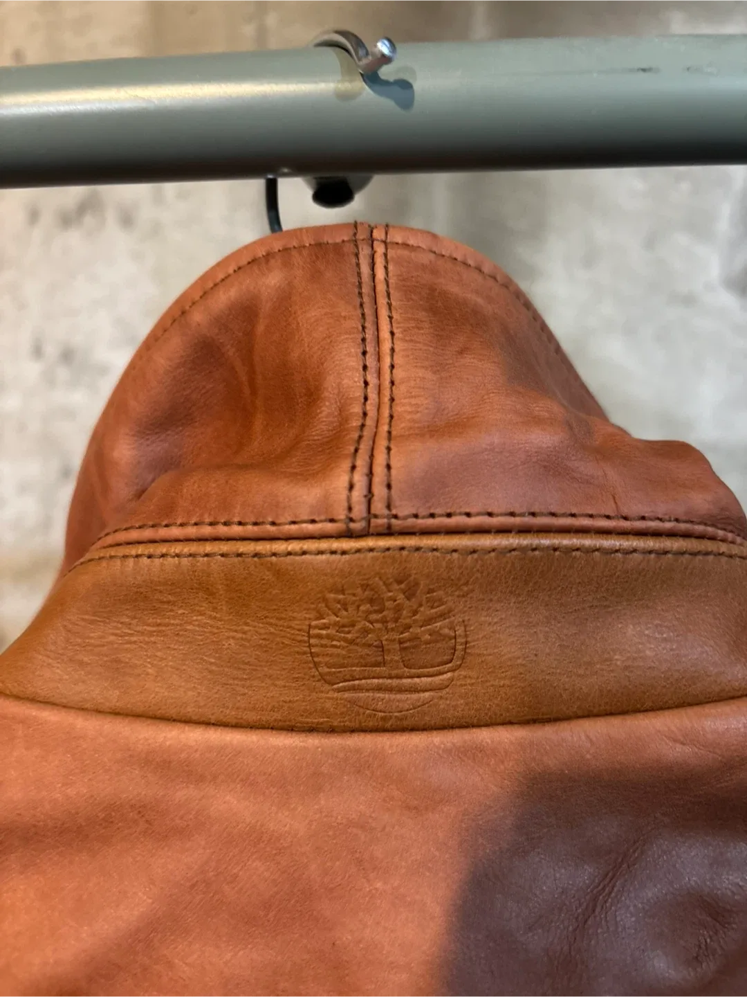 Timberland Leather Jacket - Size M image indicator(6)