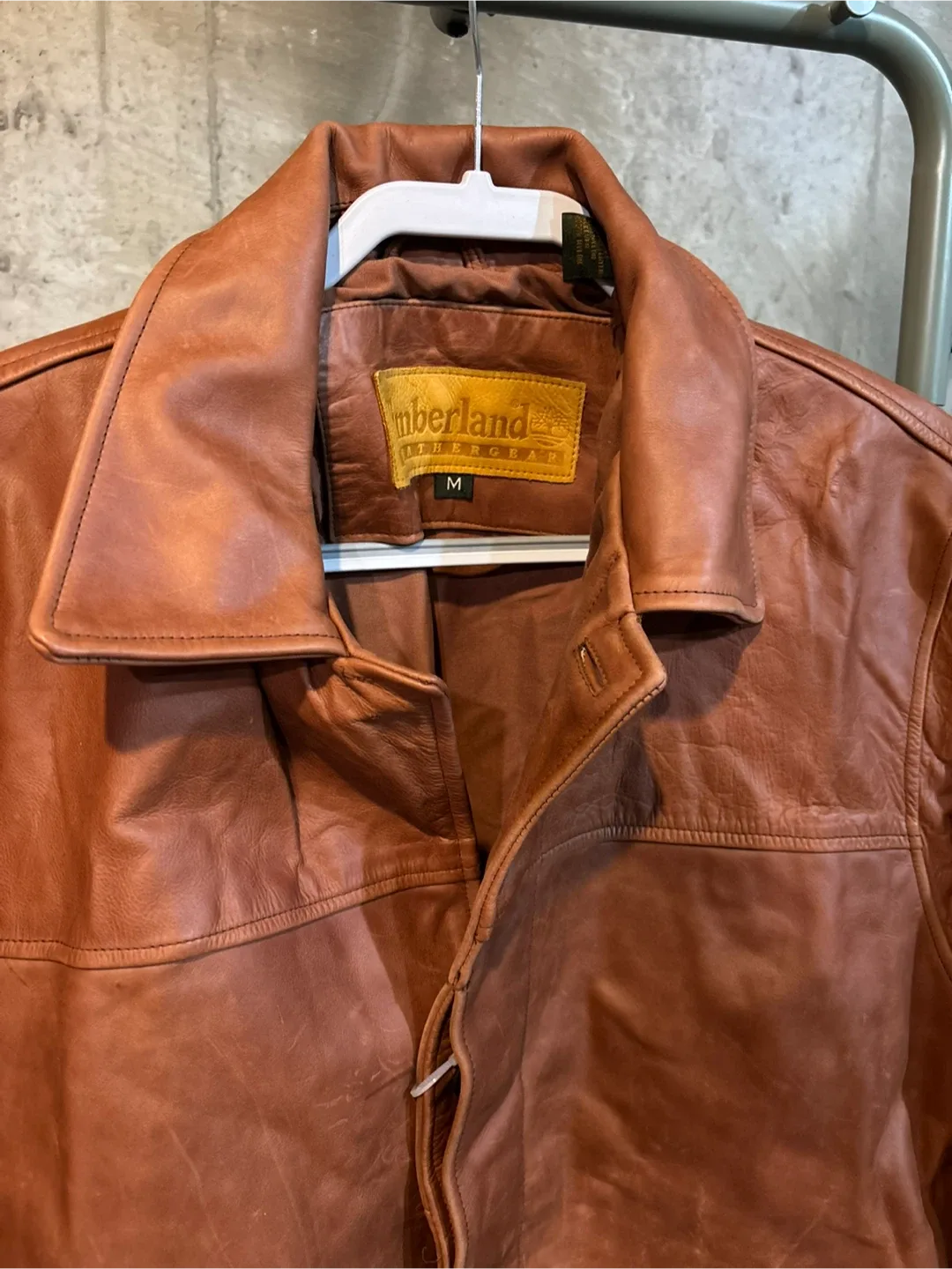 Timberland Leather Jacket - Size M image indicator(4)